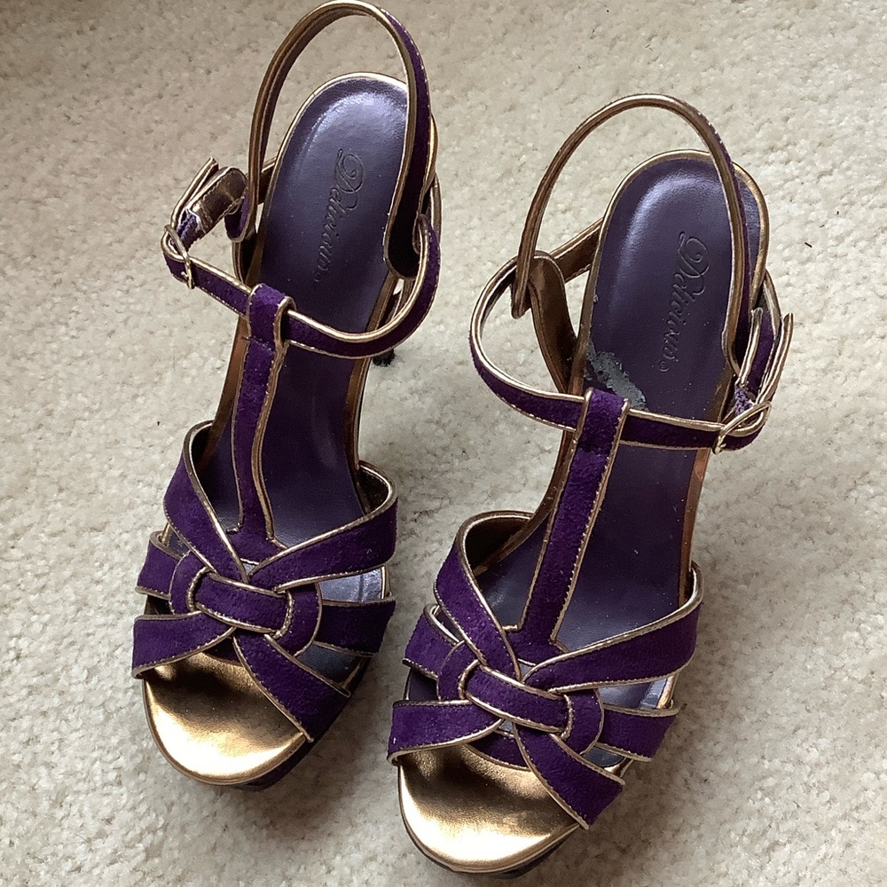 Women's Platform Heels in Purple and Gold size 8